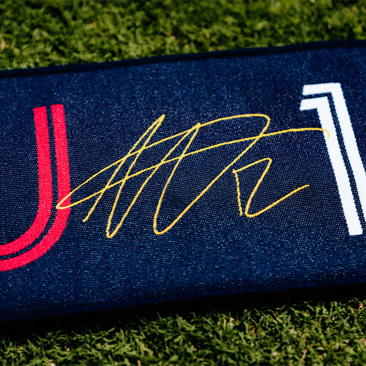C.POMPEU OFFICIAL PLAYER SCARF
