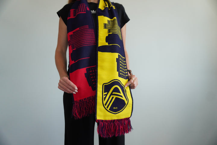 CITY SKYLINE SCARF